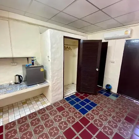 Ratanawong Place 405 Bangkok Exterior photo