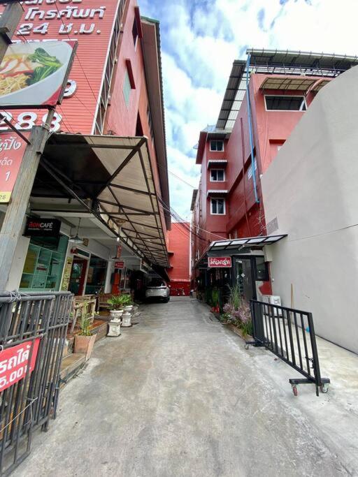 Ratanawong Place 405 Apartment *